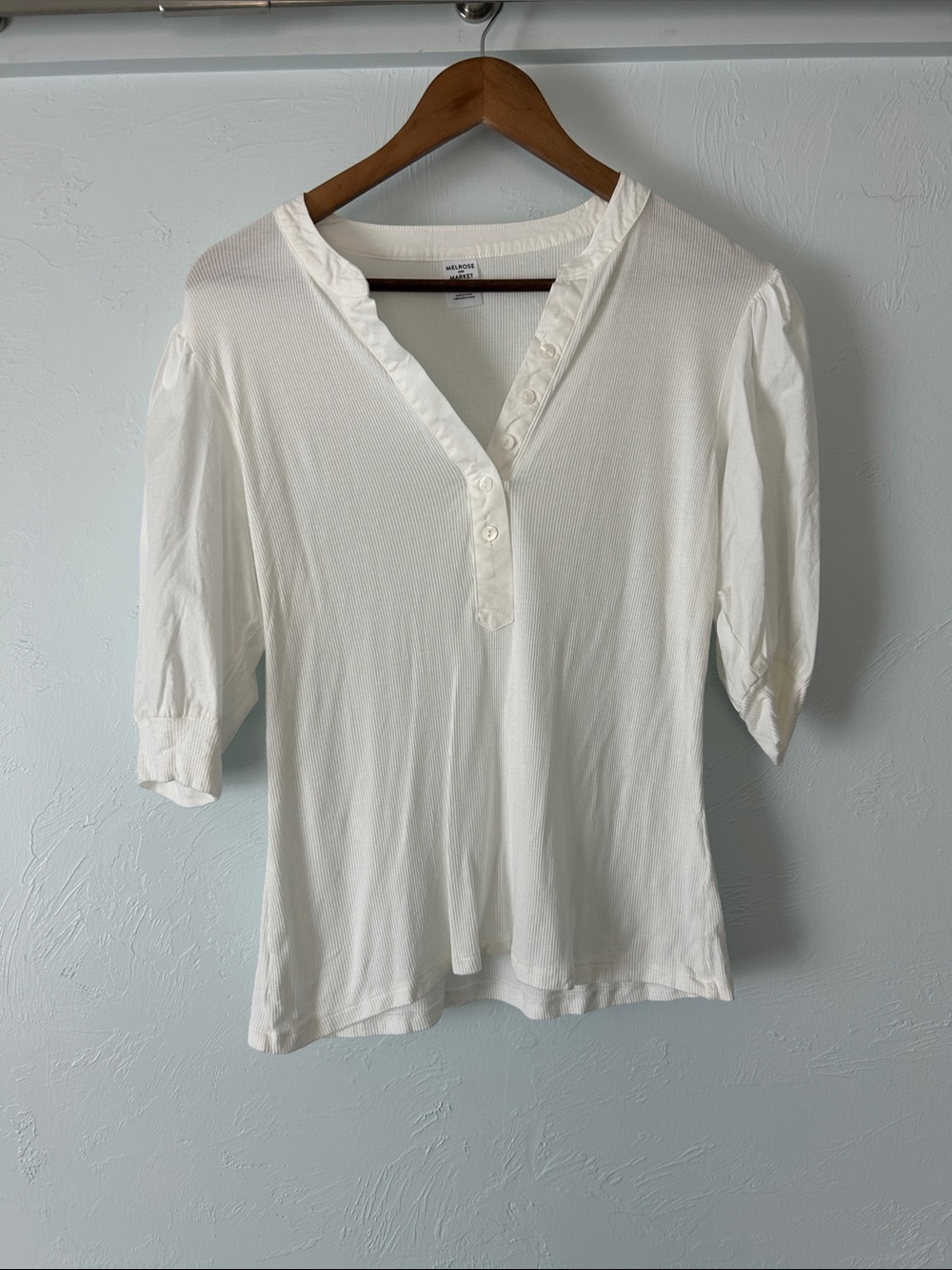Melrose and Market White Ribbed Button Henley Puff Sleeve Peasant Blouse